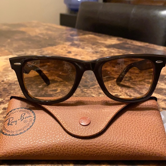 Ray-Ban Accessories - Beautiful brown Wayfarer Ray-Ban
